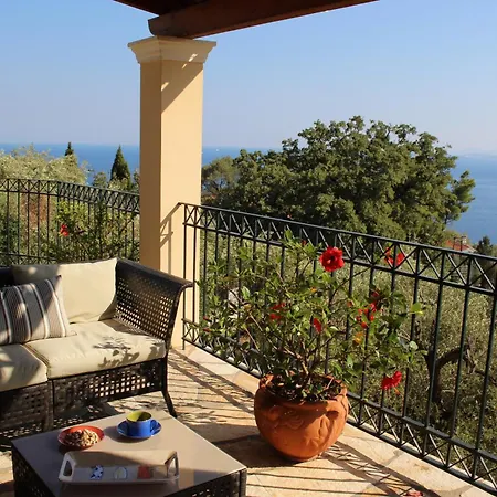 Eleonas Villa Katávolos